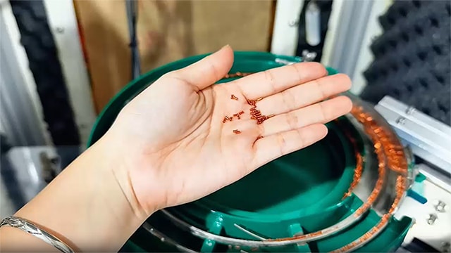 Индивидуальное оборудование для оптической сортировки прецизионных винтов